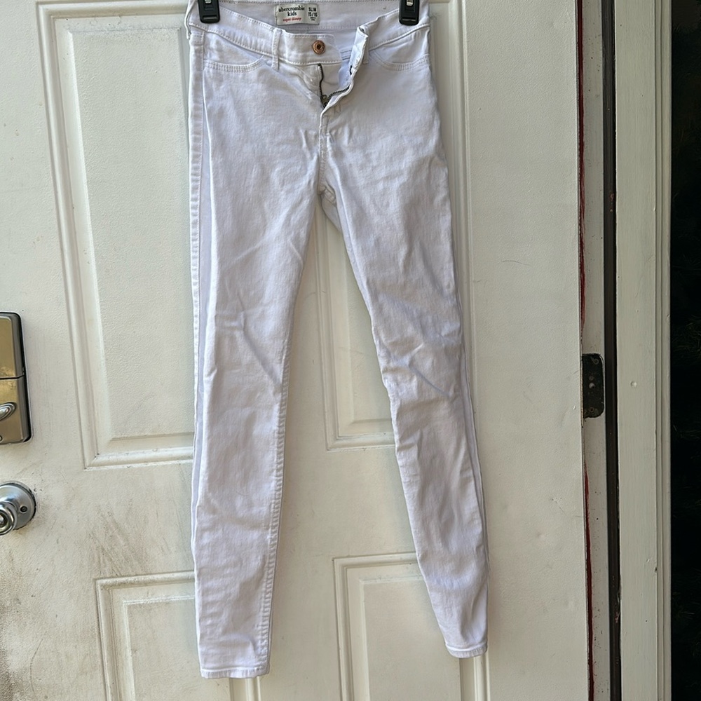 Abercrombie kids super skinny jeans white, size slim 15/16